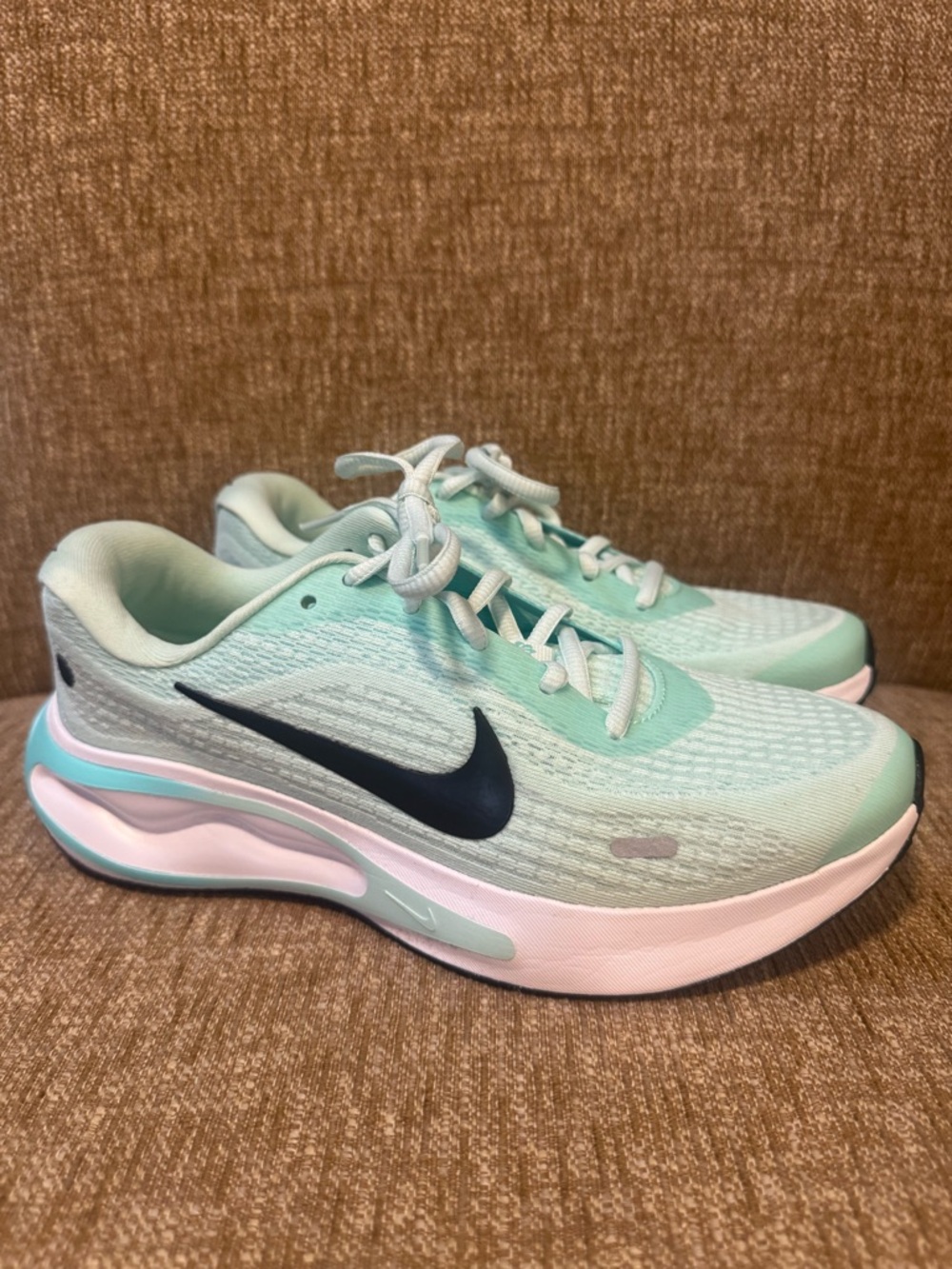Nike Women's Journey Run  FJ7765 300 Mint Foam Black Turquoise Size 7.5